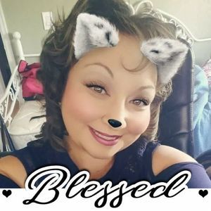 Meet your Posher, Desiree